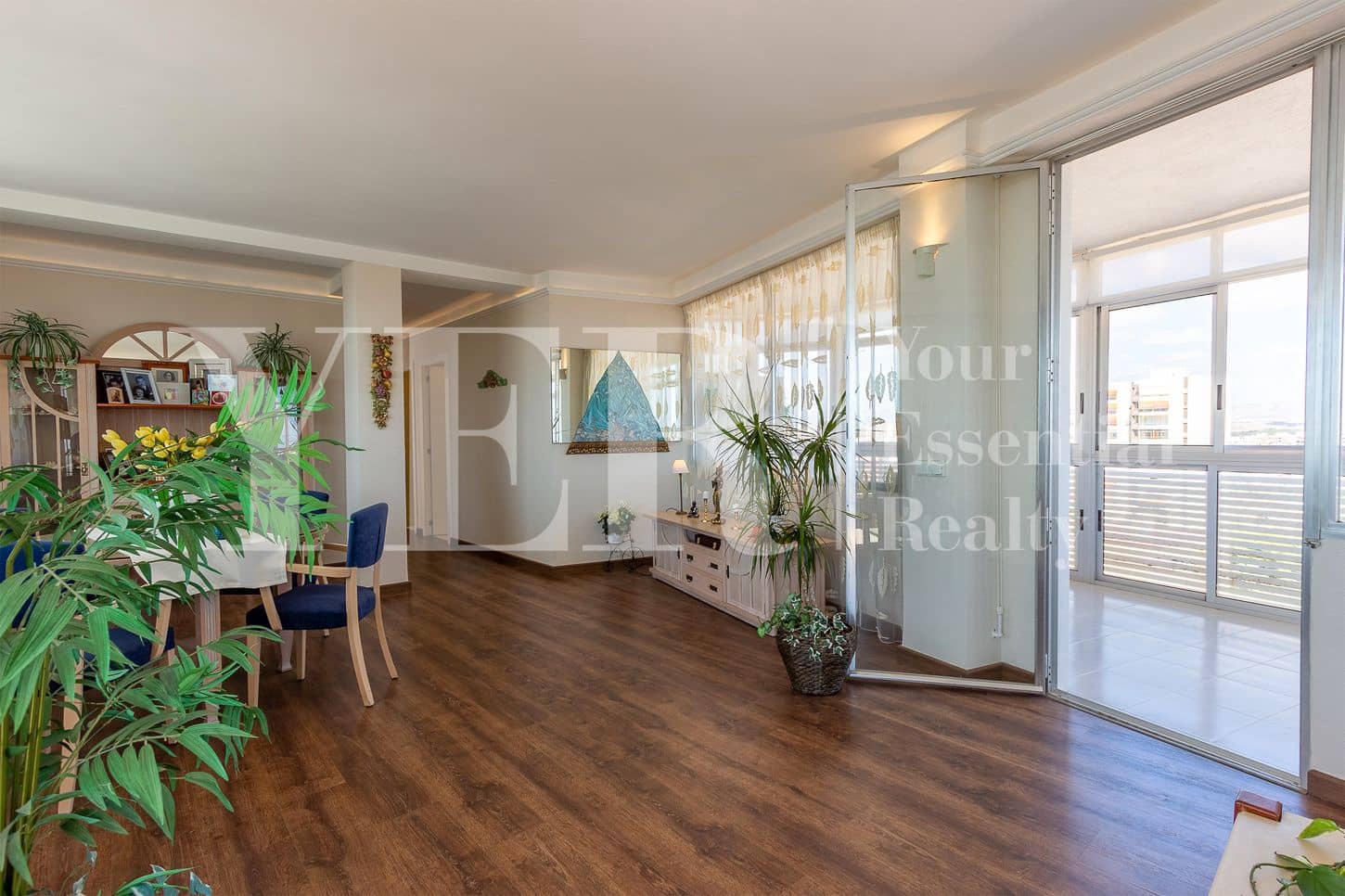 3 soveværelse Lejlighed til salg i Alicante by med swimmingpool garage - € 450.000 (Ref: 8799477)