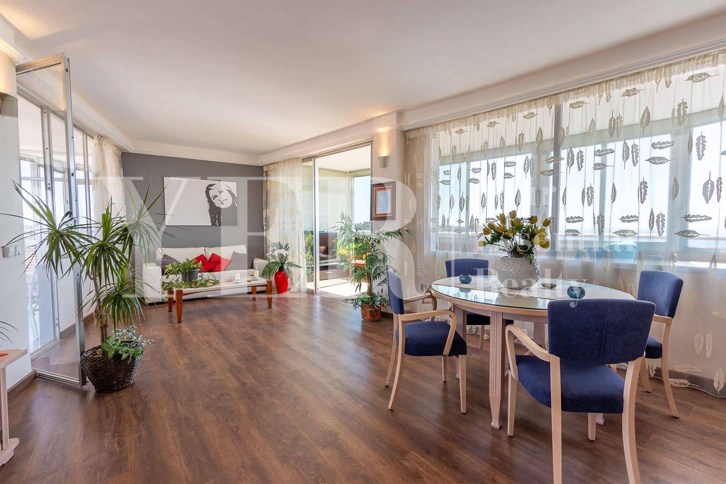 3 soveværelse Lejlighed til salg i Alicante by med swimmingpool garage - € 450.000 (Ref: 8799477)