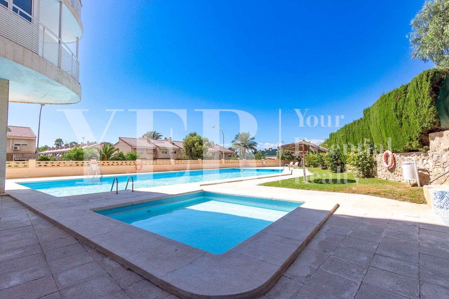 3 soveværelse Lejlighed til salg i Alicante by med swimmingpool garage - € 450.000 (Ref: 8799477)