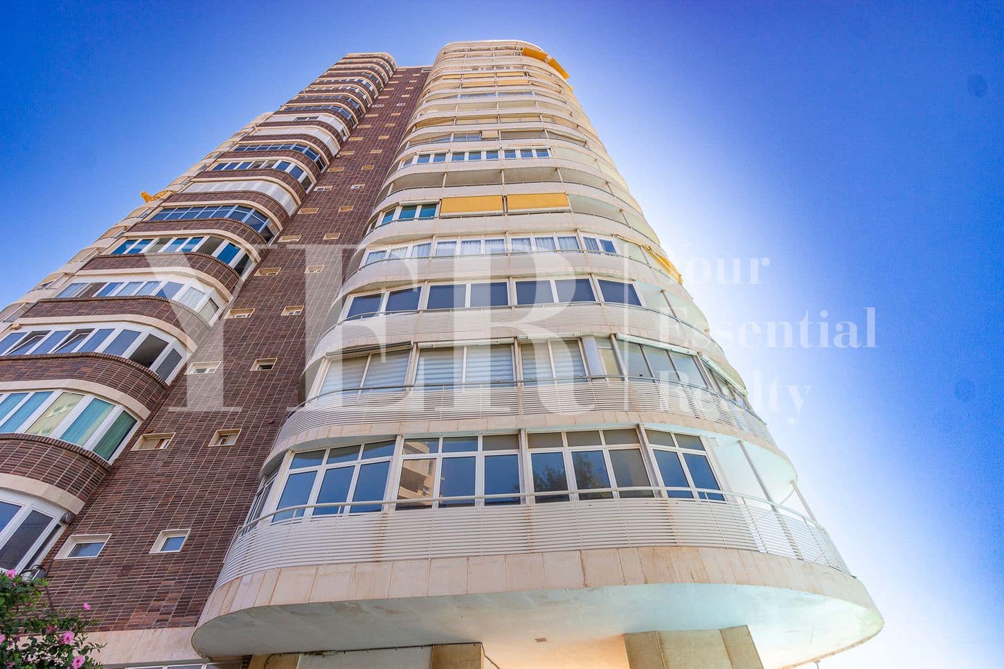 3 soveværelse Lejlighed til salg i Alicante by med swimmingpool garage - € 450.000 (Ref: 8799477)