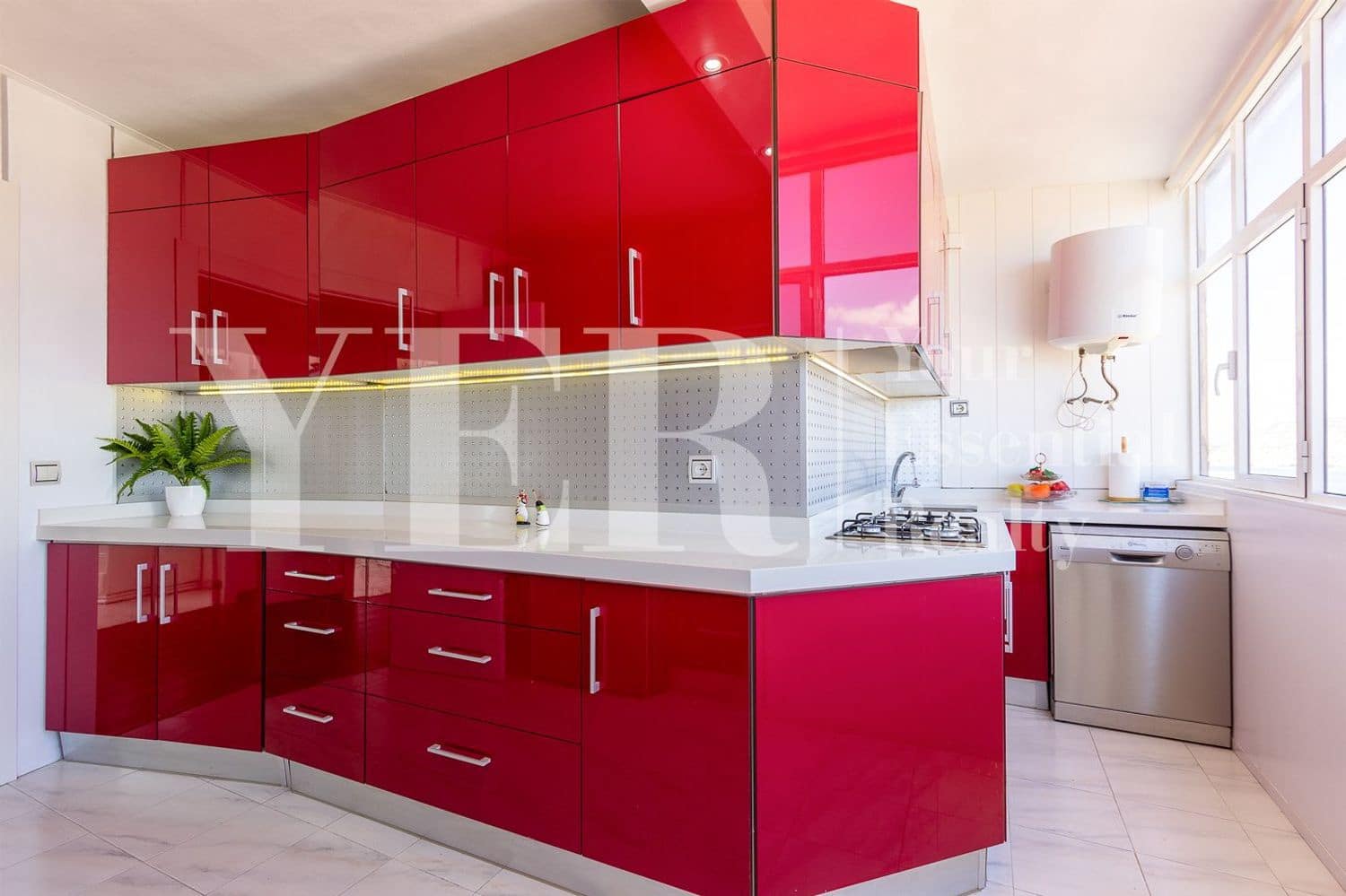 3 slaapkamer Appartement te koop in Cabo de las Huertas met zwembad garage - € 450.000 (Ref: 8799477)