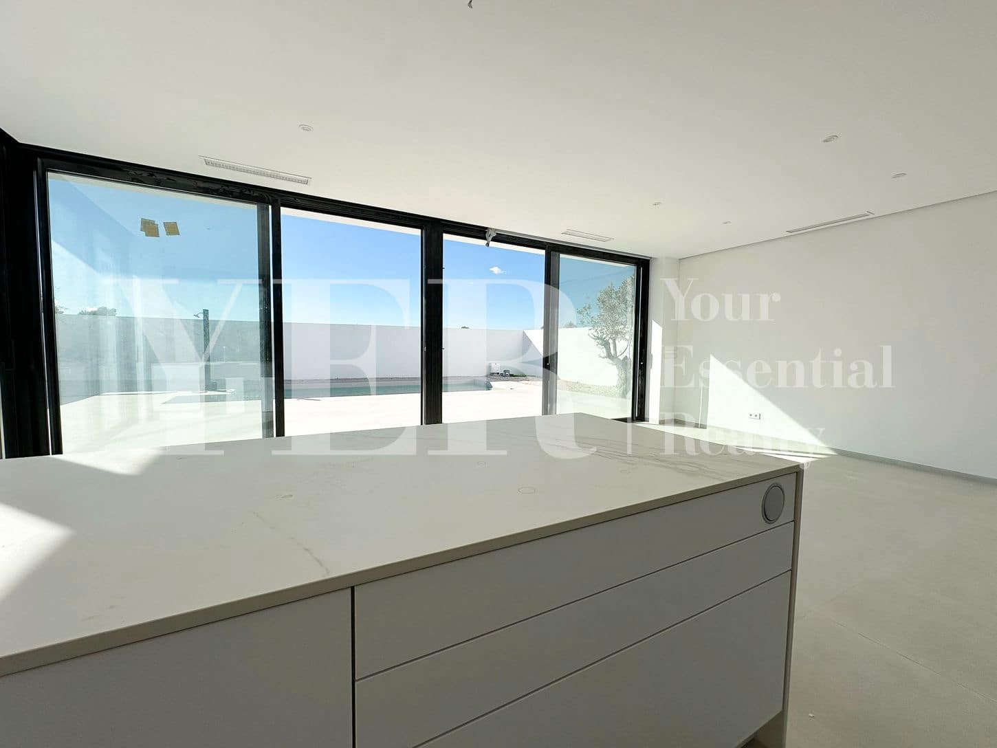 3 quarto Moradia para venda em San Juan de Alicante / Sant Joan d'Alacant com piscina garagem - 950 000 € (Ref: 8799482)