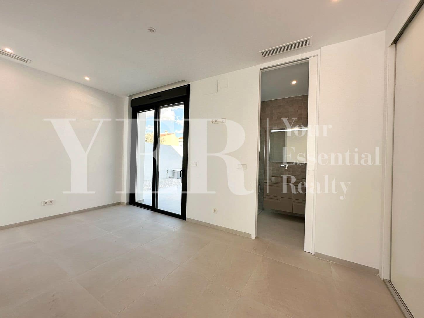 3 quarto Moradia para venda em San Juan de Alicante / Sant Joan d'Alacant com piscina garagem - 950 000 € (Ref: 8799482)