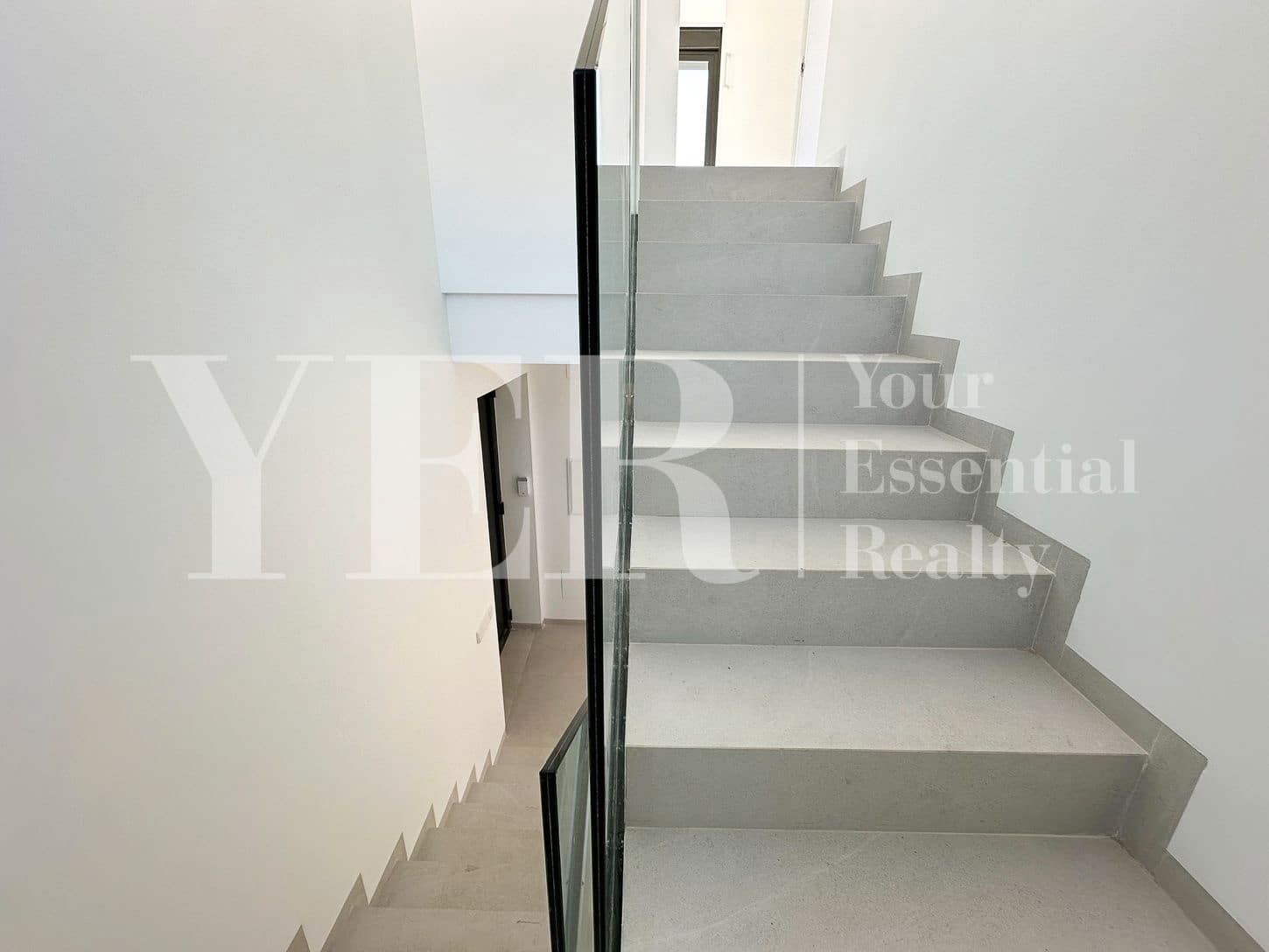 3 quarto Moradia para venda em San Juan de Alicante / Sant Joan d'Alacant com piscina garagem - 950 000 € (Ref: 8799482)