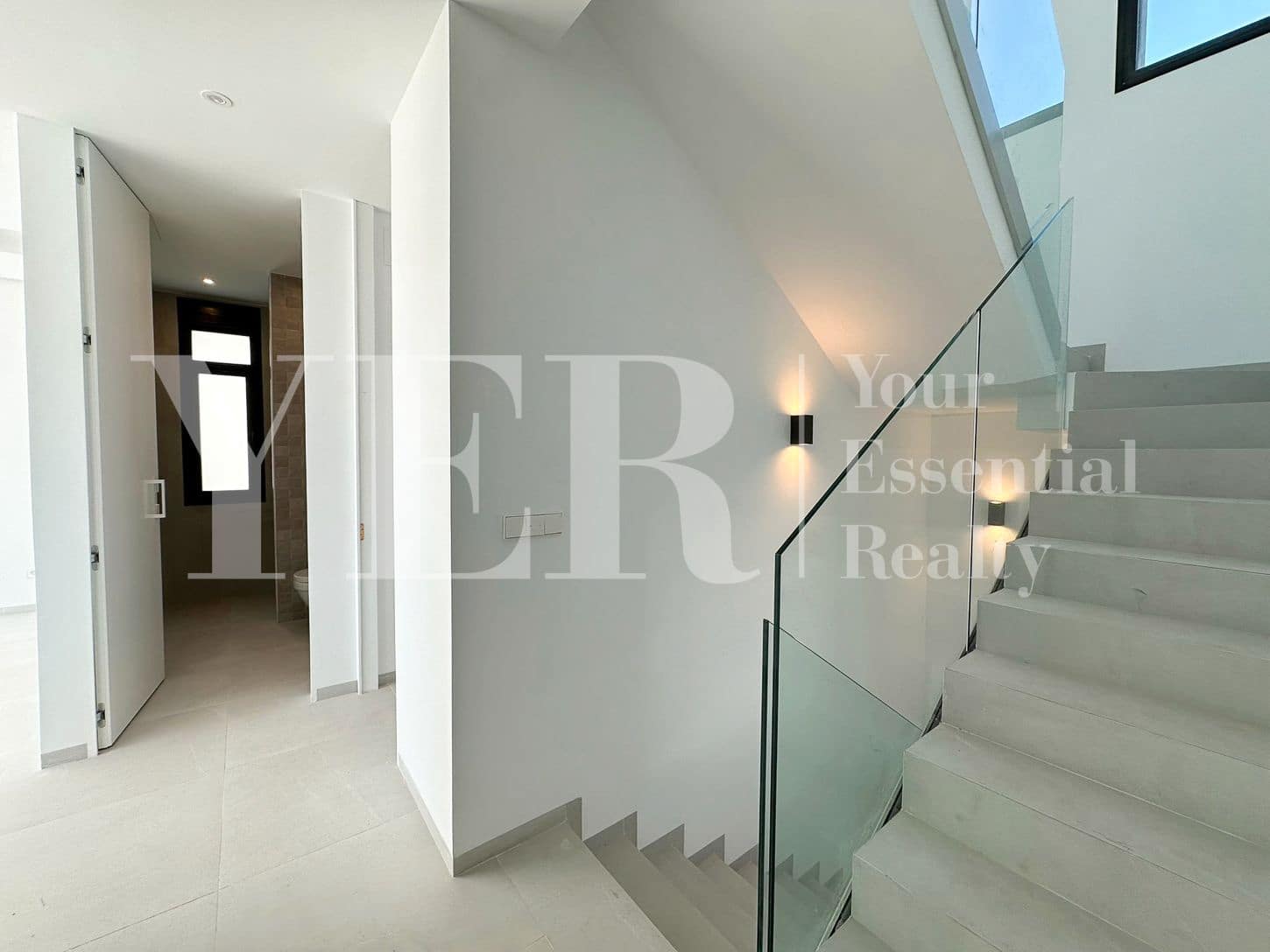 3 quarto Moradia para venda em San Juan de Alicante / Sant Joan d'Alacant com piscina garagem - 950 000 € (Ref: 8799482)