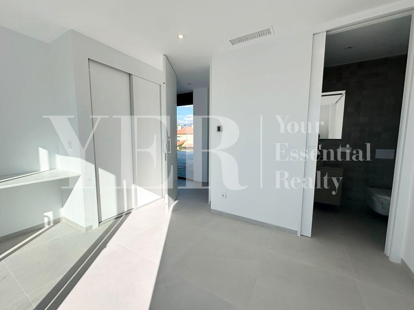 3 quarto Moradia para venda em San Juan de Alicante / Sant Joan d'Alacant com piscina garagem - 950 000 € (Ref: 8799482)