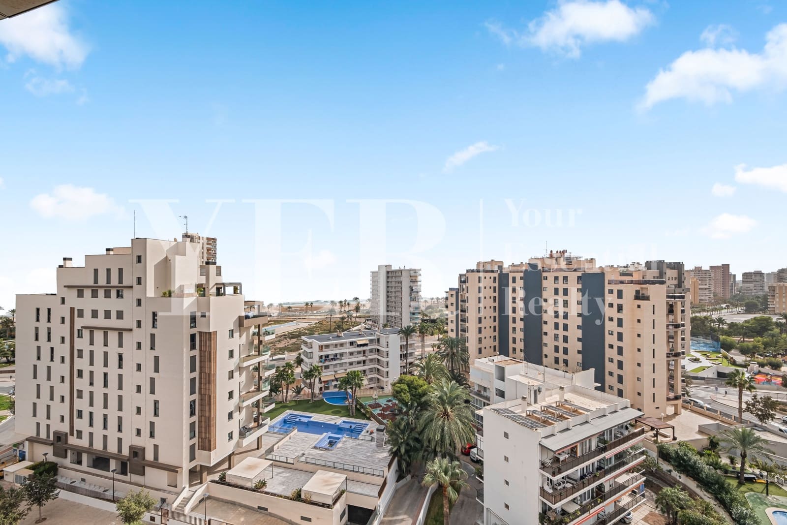 3 sypialnia Penthouse na sprzedaż w Miasto Alicante / Alacant z basenem garażem - 1 293 000 € (Ref: 8799484)