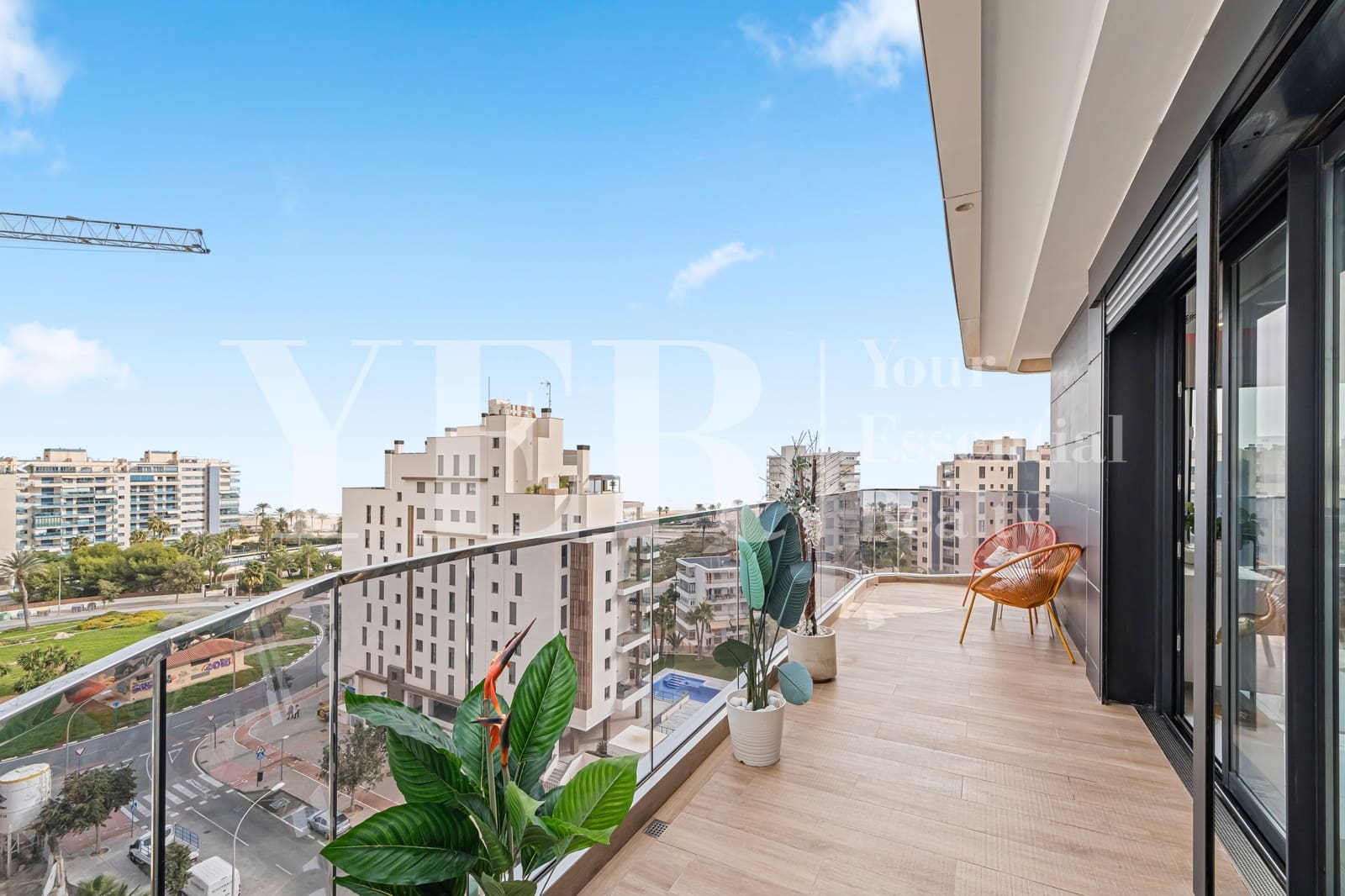 3 sypialnia Penthouse na sprzedaż w Miasto Alicante / Alacant z basenem garażem - 1 293 000 € (Ref: 8799484)