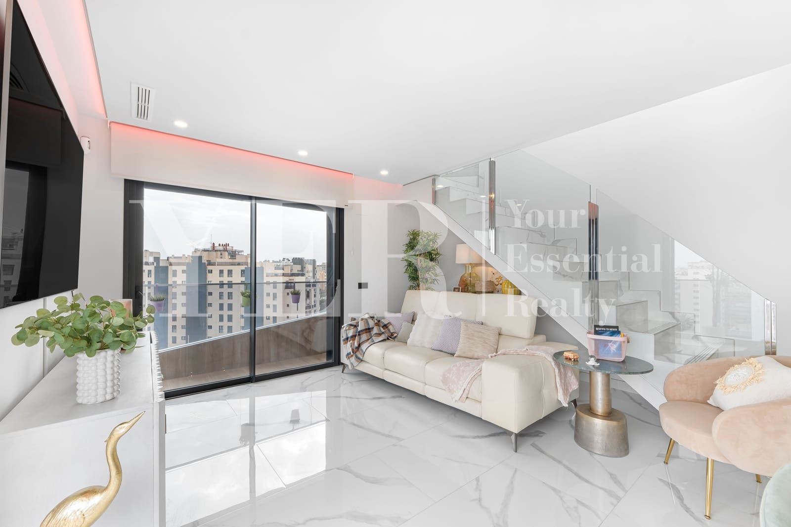 3 sypialnia Penthouse na sprzedaż w Miasto Alicante / Alacant z basenem garażem - 1 293 000 € (Ref: 8799484)