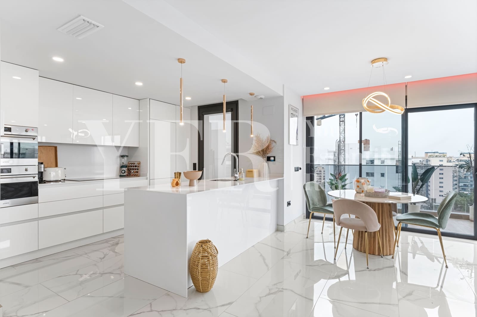 3 sypialnia Penthouse na sprzedaż w Miasto Alicante / Alacant z basenem garażem - 1 293 000 € (Ref: 8799484)