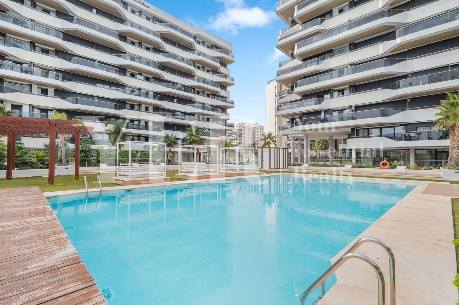 3 sypialnia Penthouse na sprzedaż w Miasto Alicante / Alacant z basenem garażem - 1 293 000 € (Ref: 8799484)