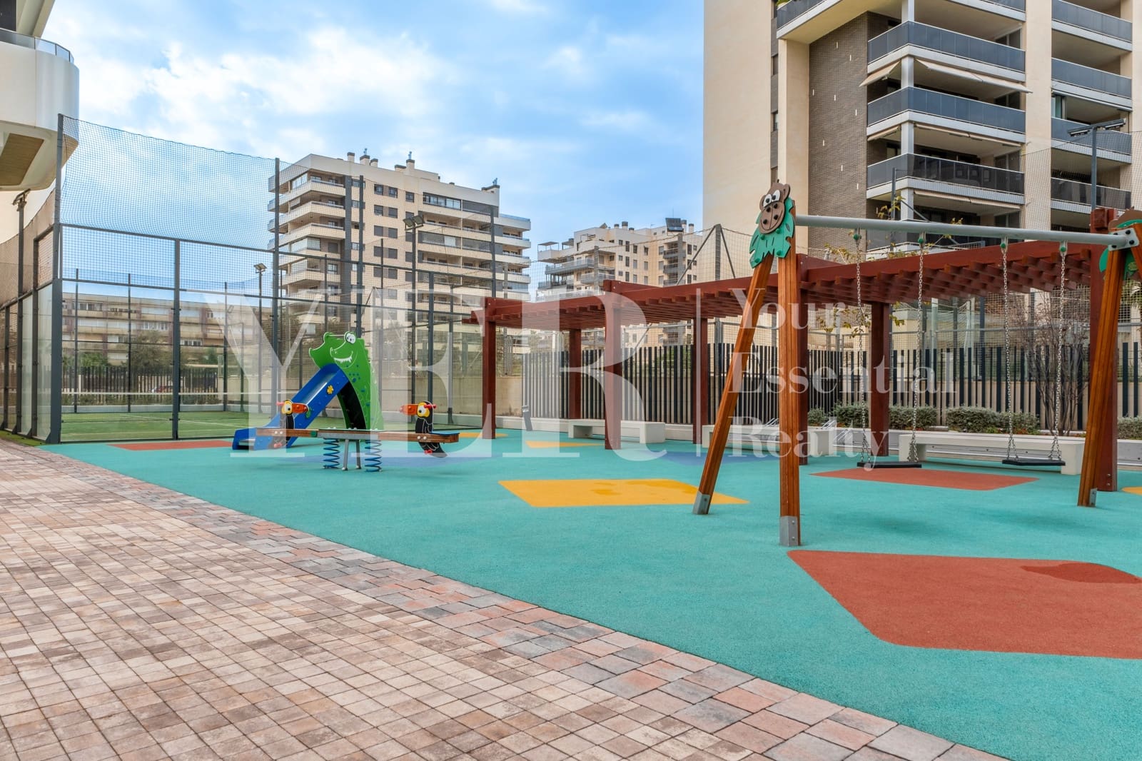 3 sypialnia Penthouse na sprzedaż w Miasto Alicante / Alacant z basenem garażem - 1 293 000 € (Ref: 8799484)