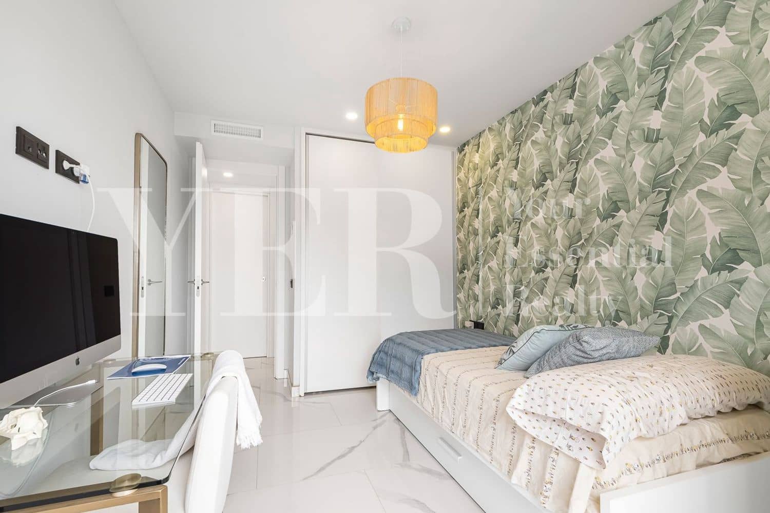 3 makuuhuone Huoneisto myytävänä paikassa Alicante kaupunki mukana uima-altaan 
autotalli - 1 250 000 € (Ref: 8799484)