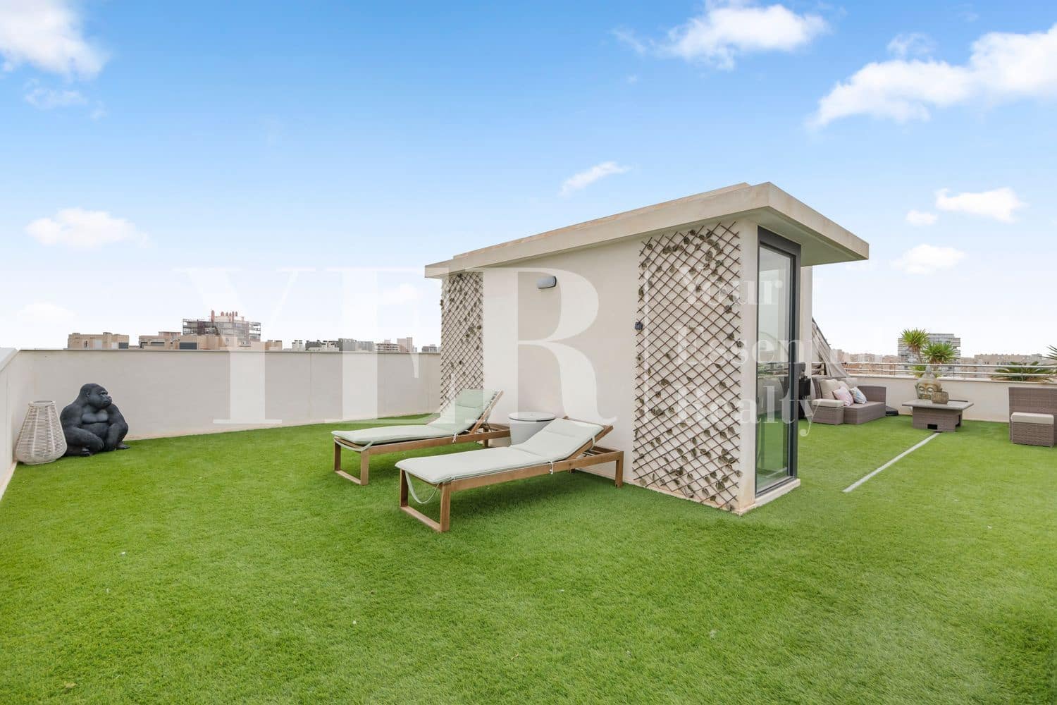 3 makuuhuone Huoneisto myytävänä paikassa Alicante kaupunki mukana uima-altaan 
autotalli - 1 250 000 € (Ref: 8799484)