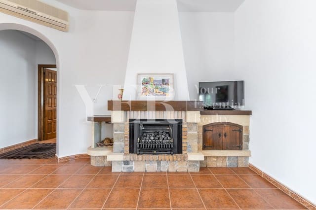 4 sypialnia Finka/Dom wiejski na sprzedaż w Daya Vieja z basenem garażem - 495 000 € (Ref: 8799509)