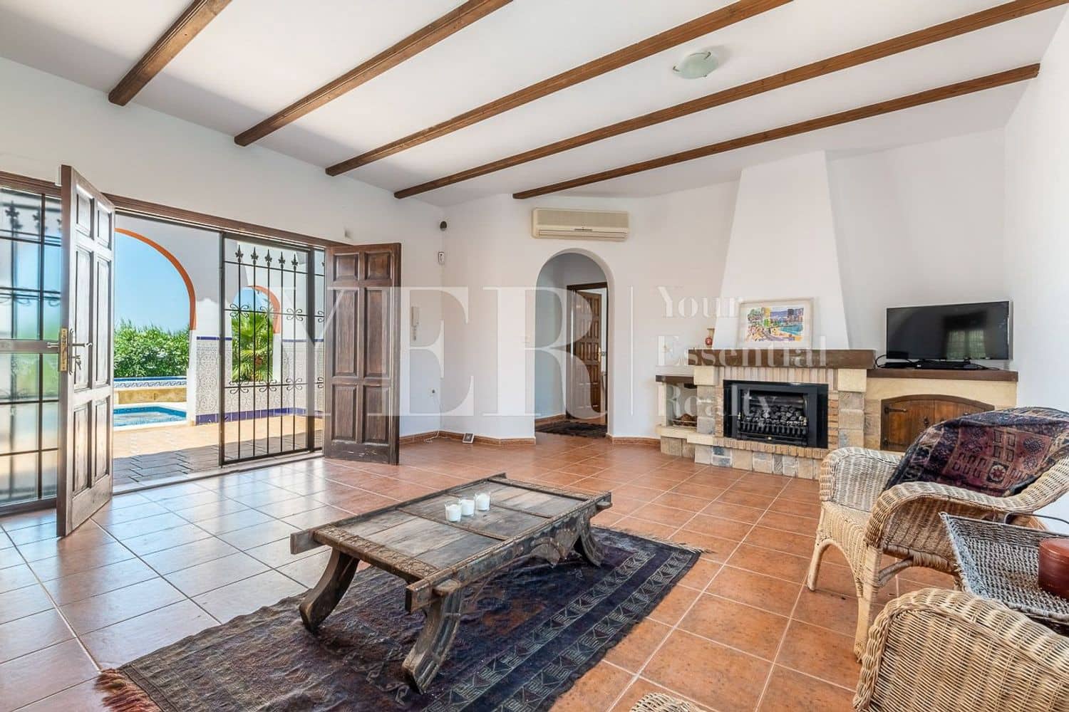 4 soverom Finca/Herregård til salgs i Daya Vieja med svømmebasseng garasje - € 495 000 (Ref: 8799509)