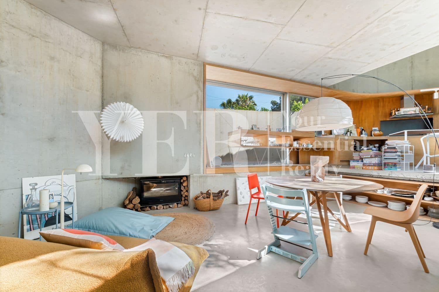 3 makuuhuone Huvila myytävänä paikassa San Vicente / Sant Vicent del Raspeig mukana uima-altaan 
autotalli - 1 150 000 € (Ref: 8842491)