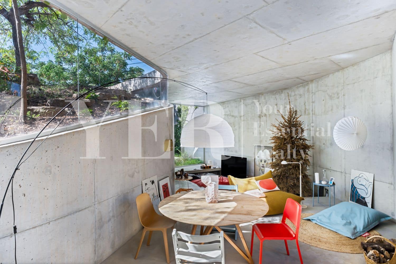 3 makuuhuone Huvila myytävänä paikassa San Vicente / Sant Vicent del Raspeig mukana uima-altaan 
autotalli - 1 150 000 € (Ref: 8842491)