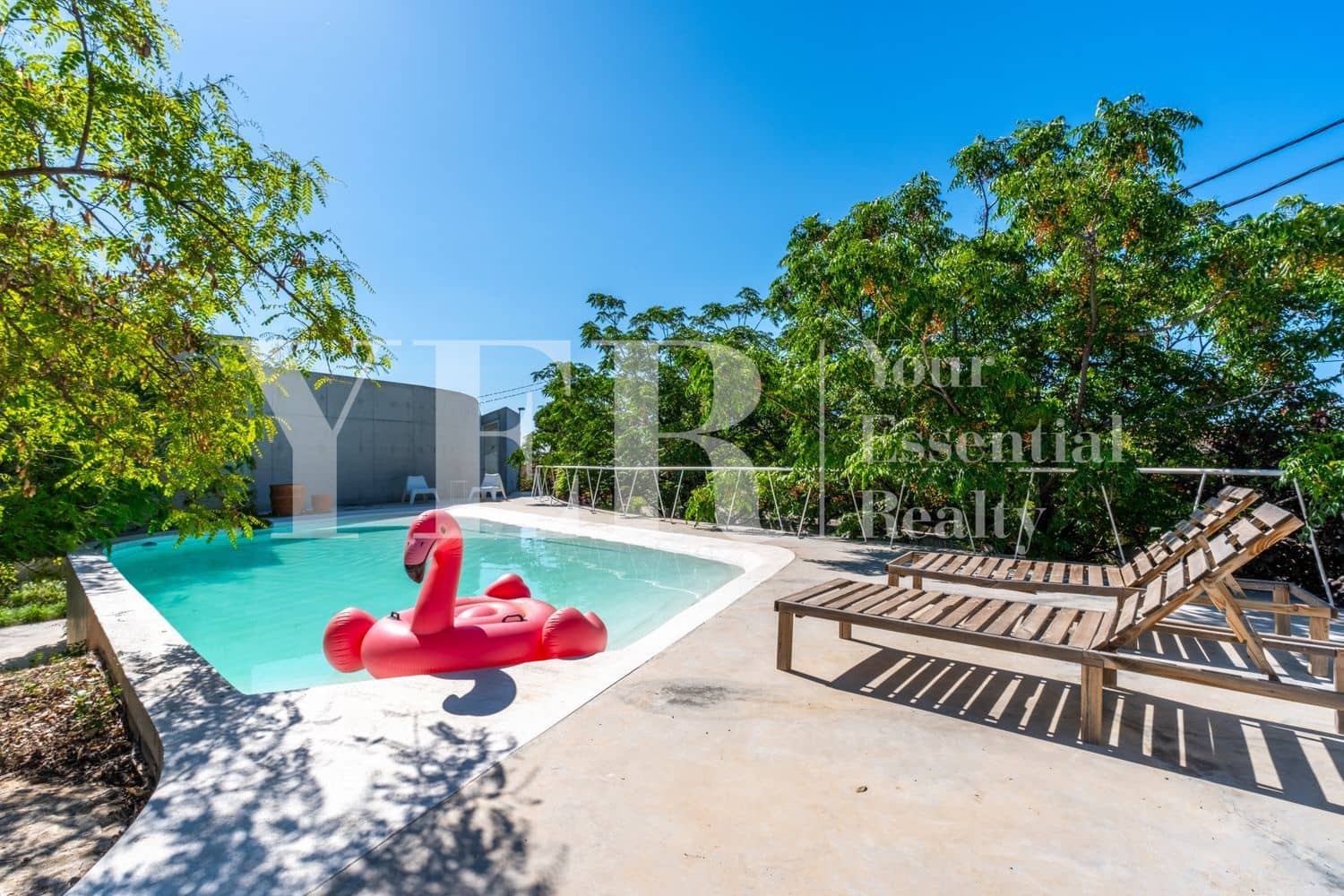 3 makuuhuone Huvila myytävänä paikassa San Vicente / Sant Vicent del Raspeig mukana uima-altaan 
autotalli - 1 150 000 € (Ref: 8842491)