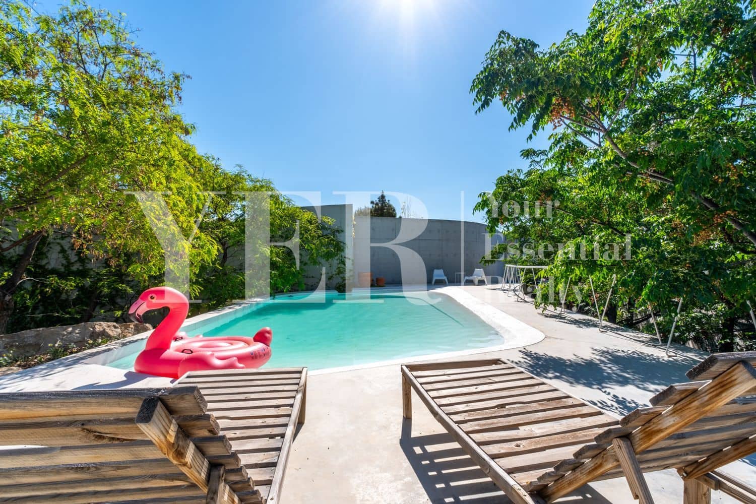 3 makuuhuone Huvila myytävänä paikassa San Vicente / Sant Vicent del Raspeig mukana uima-altaan 
autotalli - 1 150 000 € (Ref: 8842491)