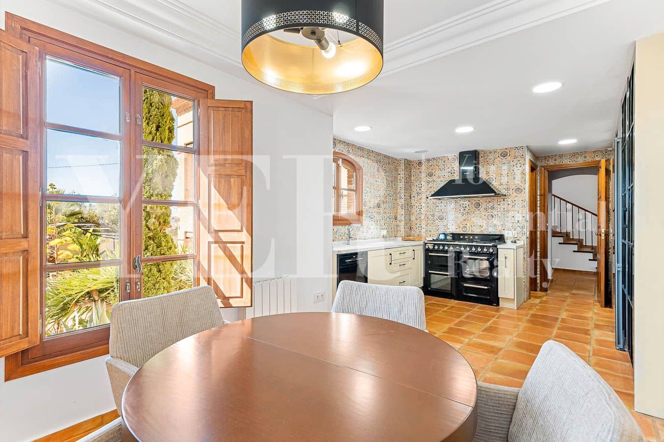 4 soverom Villa til salgs i Busot med svømmebasseng garasje - € 799 000 (Ref: 8873780)