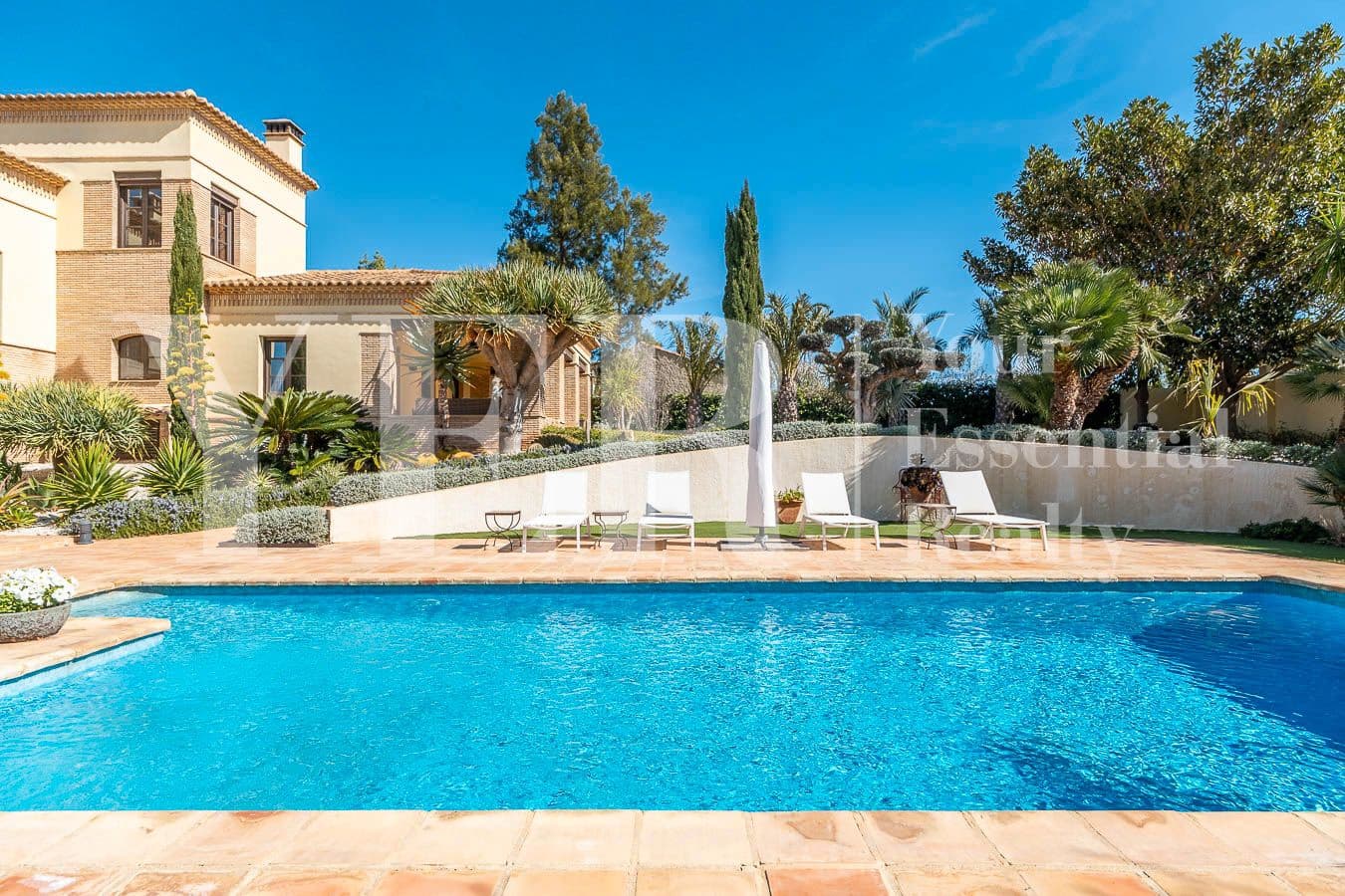 4 soverom Villa til salgs i Busot med svømmebasseng garasje - € 799 000 (Ref: 8873780)