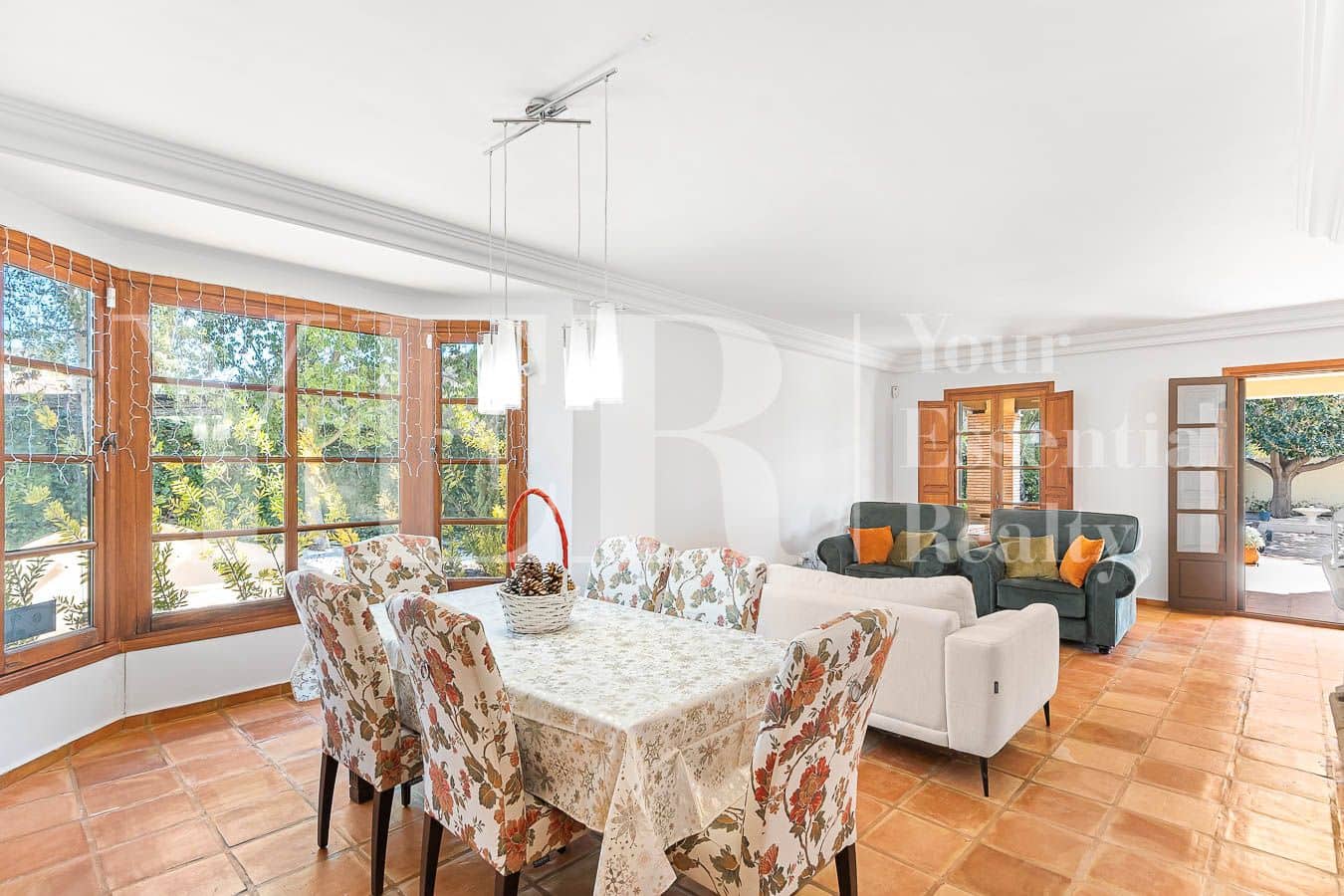 4 soverom Villa til salgs i Busot med svømmebasseng garasje - € 799 000 (Ref: 8873780)