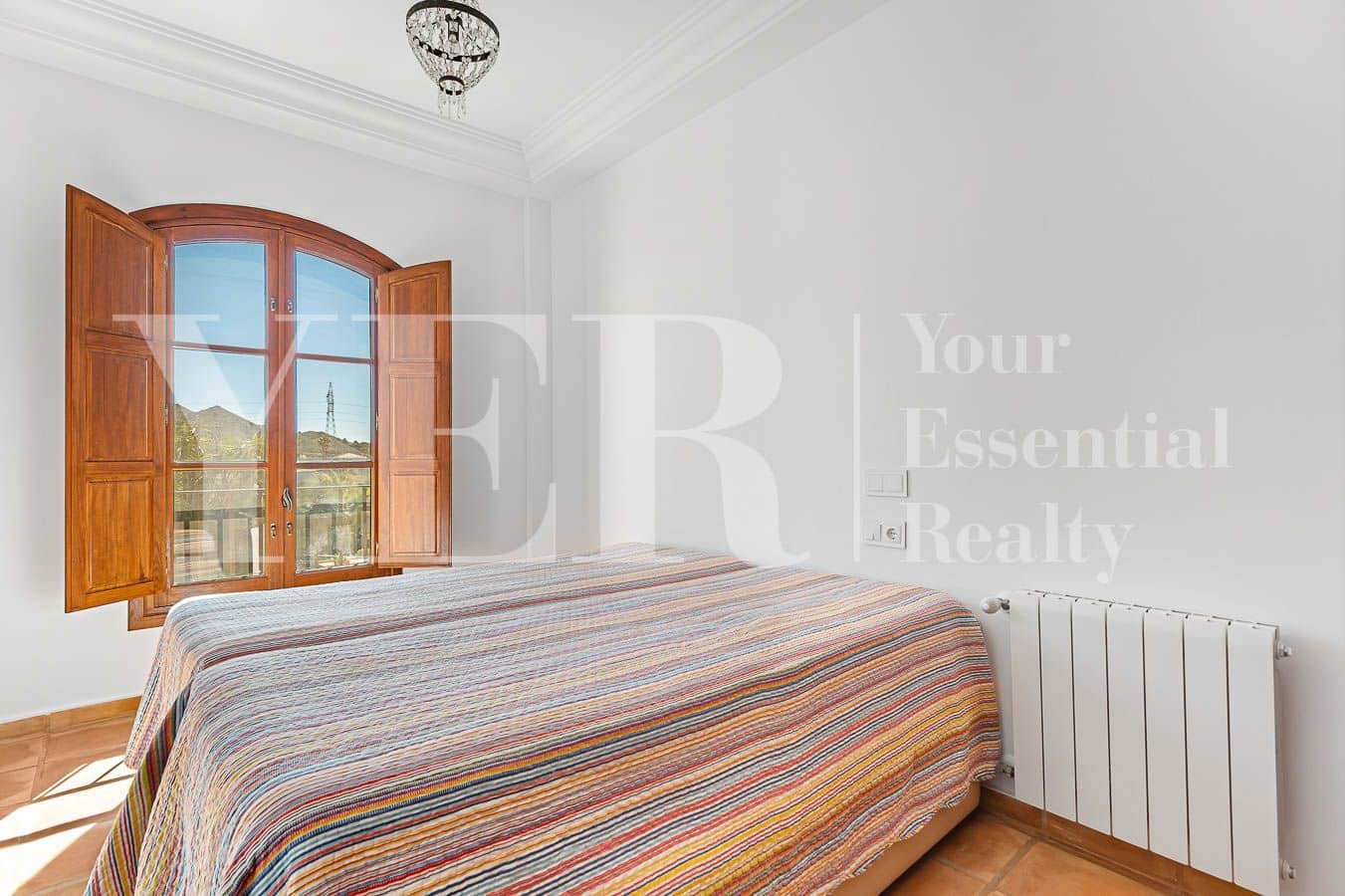 4 soverom Villa til salgs i Busot med svømmebasseng garasje - € 799 000 (Ref: 8873780)