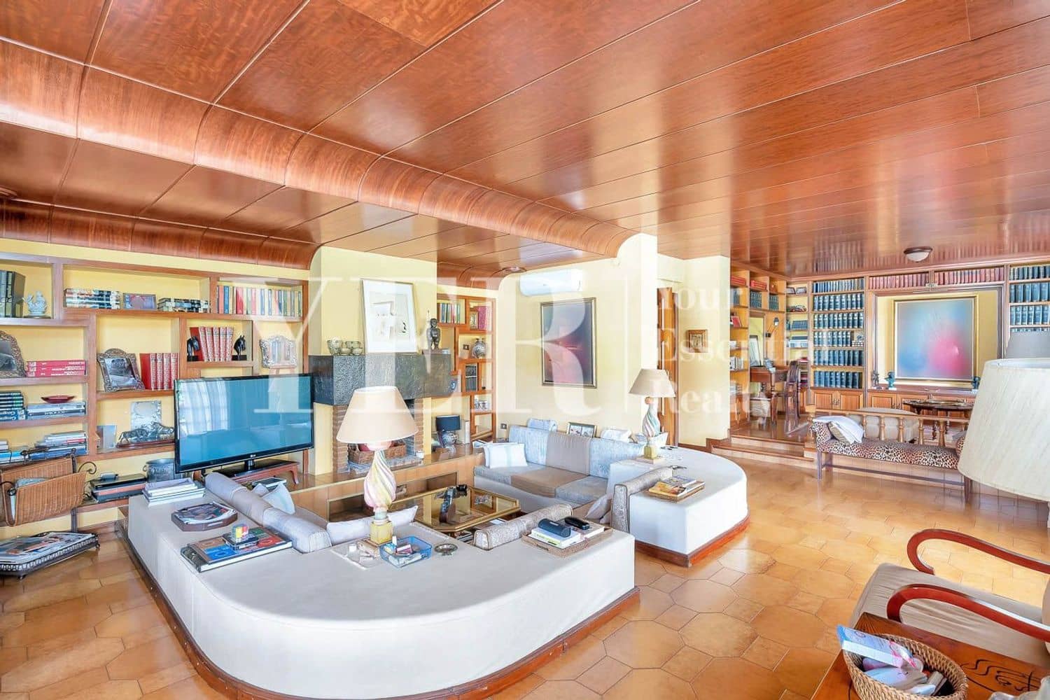 Chalet de 7 habitaciones en Alicante / Alacant ciudad en venta con piscina garaje - 899.000 € (Ref: 8873781)