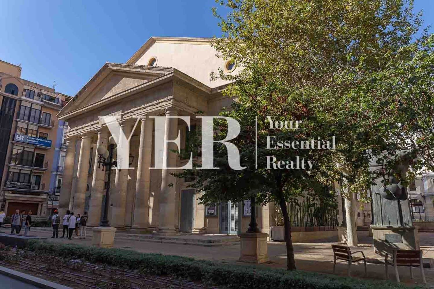 Chalet de 7 habitaciones en Alicante / Alacant ciudad en venta con piscina garaje - 899.000 € (Ref: 8873781)