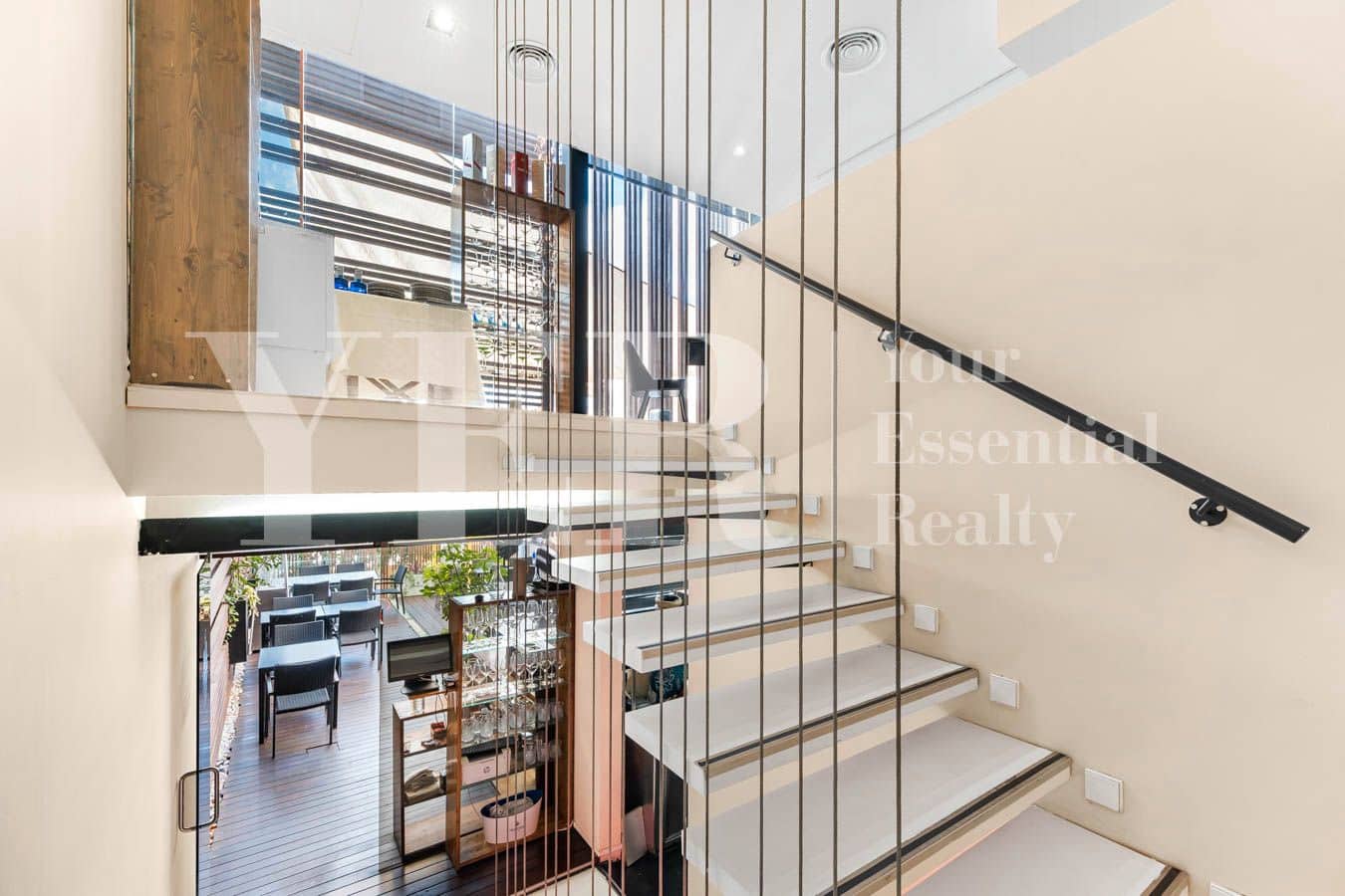 Kommersiell til salgs i San Vicente / Sant Vicent del Raspeig - € 380 000 (Ref: 8895226)