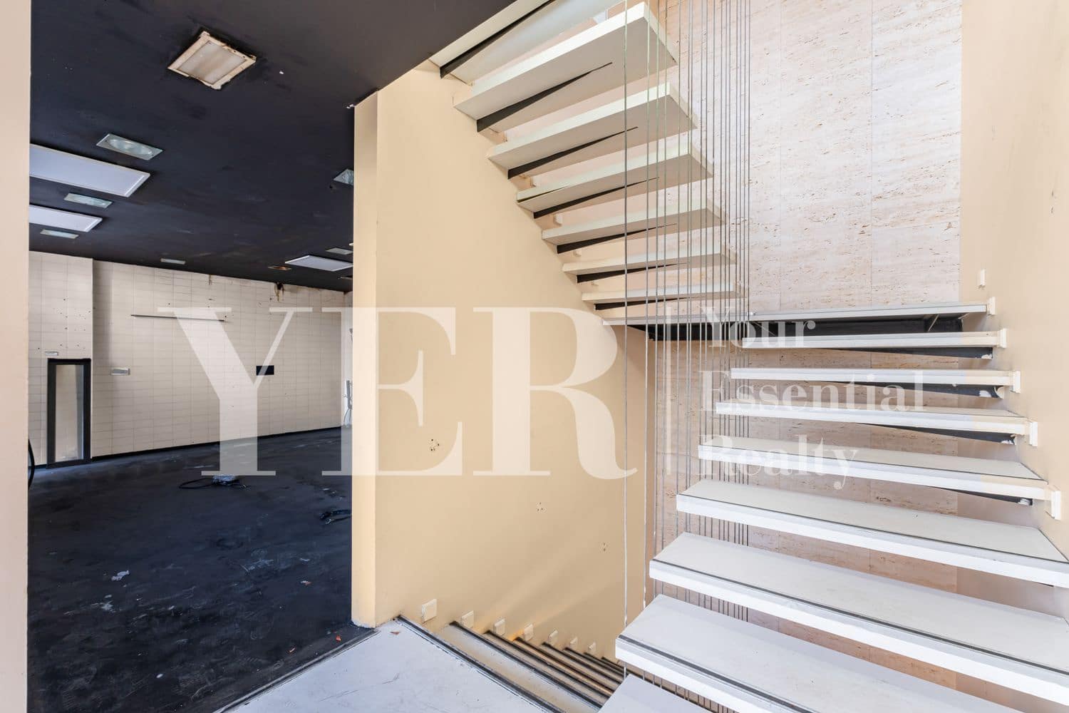 Gewerbe zu verkaufen in San Vicente / Sant Vicent del Raspeig - 380.000 € (Ref: 8895226)