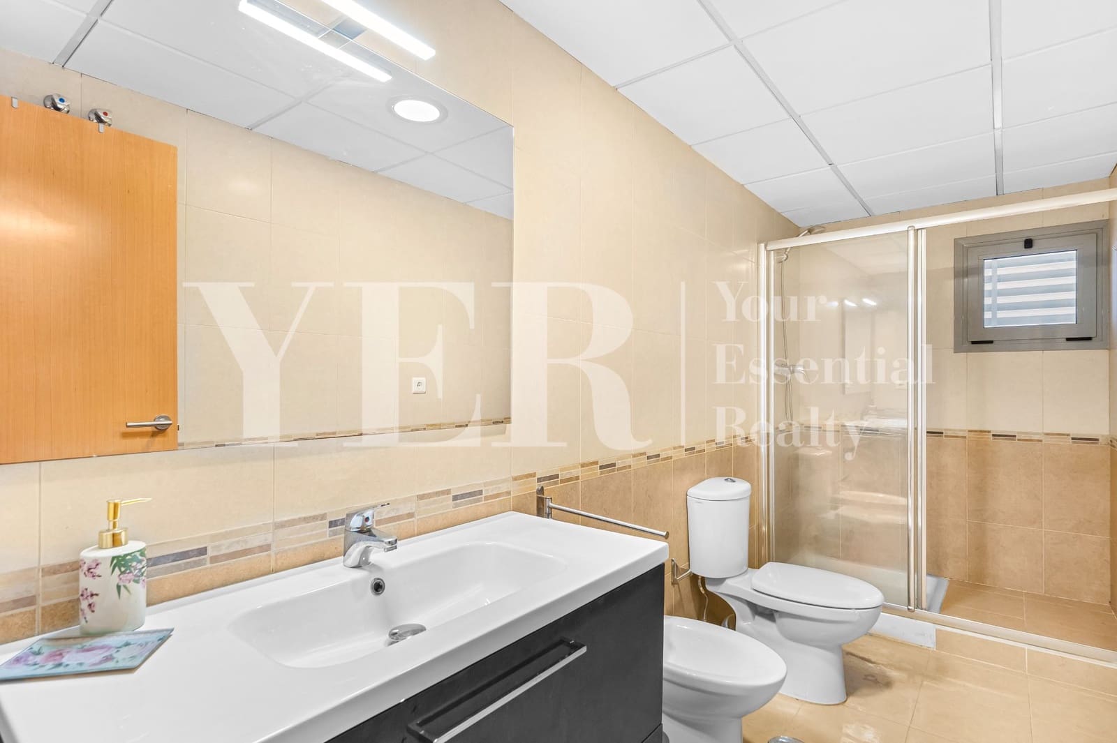 2 slaapkamer Flat te koop in Alicante stad met zwembad garage - € 455.000 (Ref: 8906286)