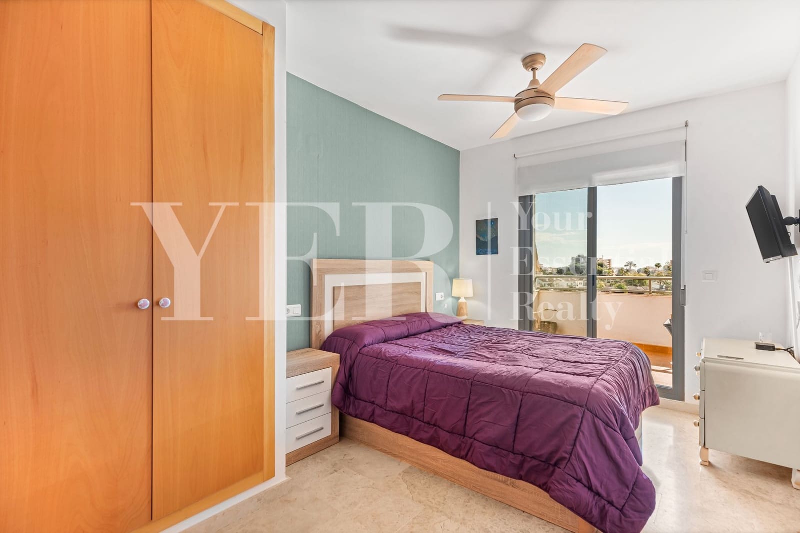 2 slaapkamer Flat te koop in Alicante stad met zwembad garage - € 455.000 (Ref: 8906286)