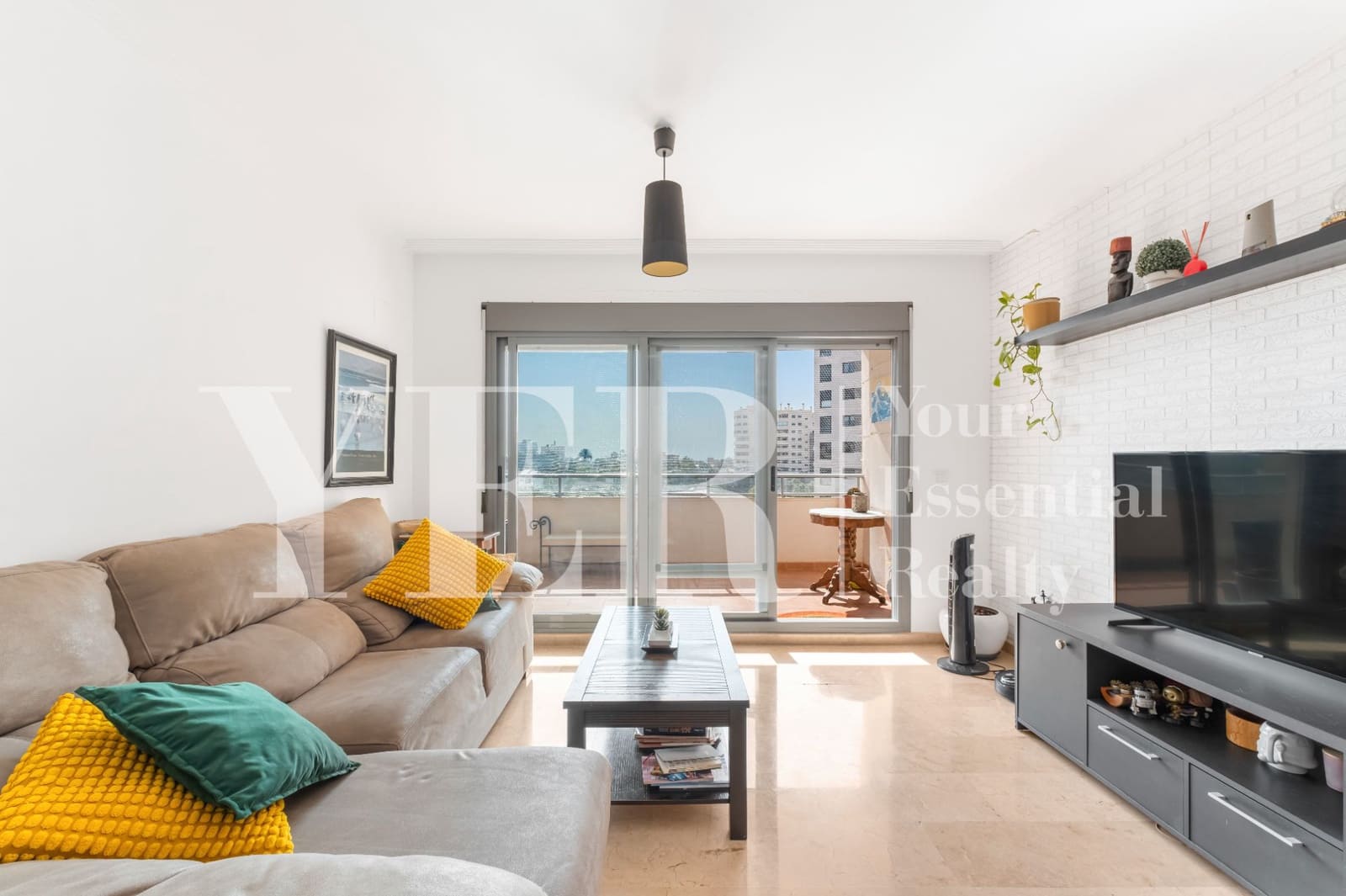2 slaapkamer Flat te koop in Alicante stad met zwembad garage - € 455.000 (Ref: 8906286)