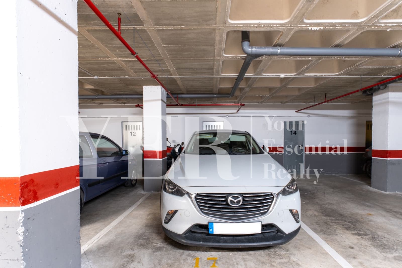 2 slaapkamer Flat te koop in Alicante stad met zwembad garage - € 455.000 (Ref: 8906286)