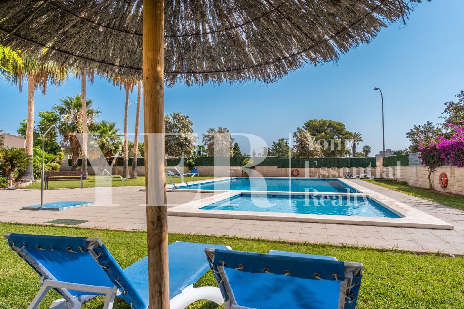 2 slaapkamer Flat te koop in Alicante stad met zwembad garage - € 455.000 (Ref: 8906286)