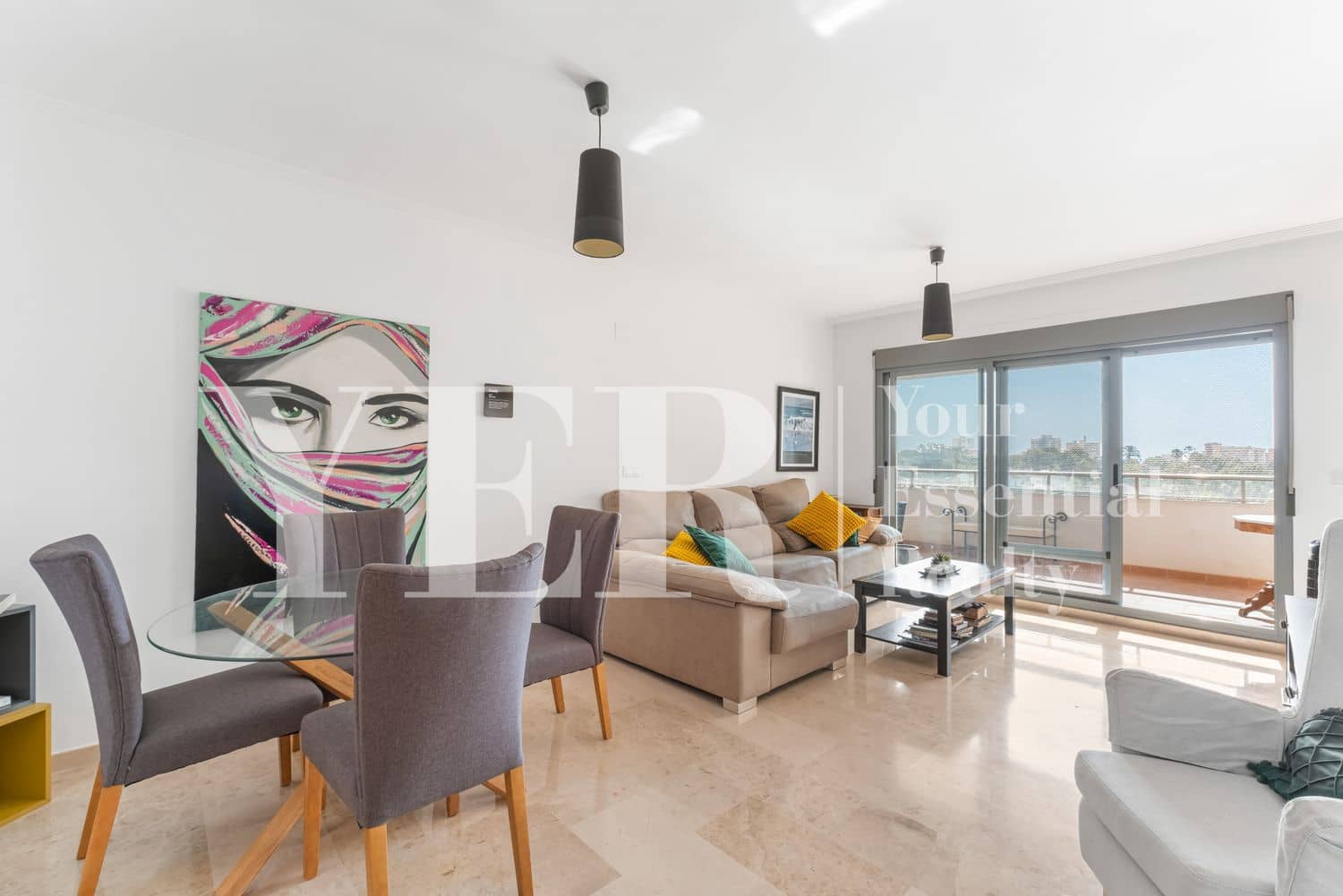 2 soverom Leilighet til salgs i Alicante by med svømmebasseng garasje - € 450 000 (Ref: 8906286)