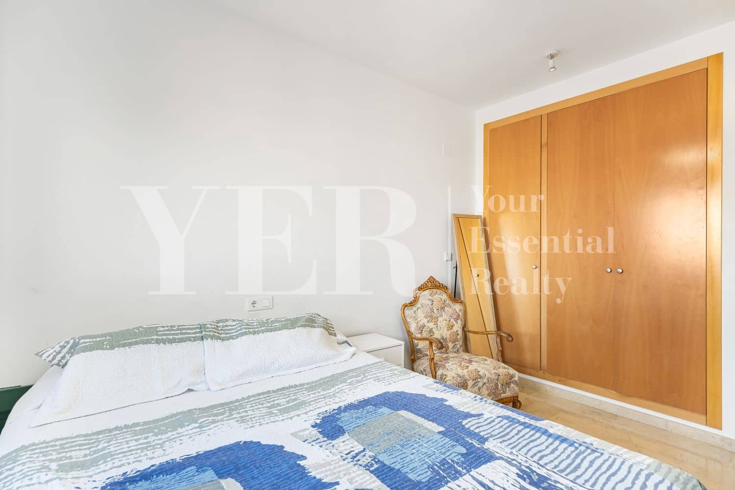 2 soverom Leilighet til salgs i Alicante by med svømmebasseng garasje - € 450 000 (Ref: 8906286)