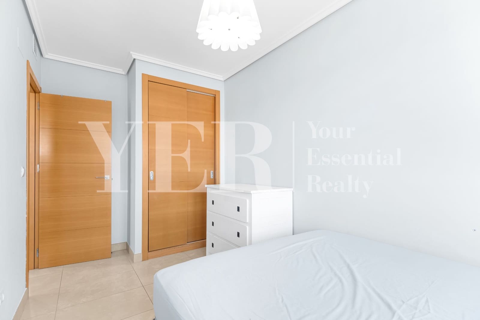 3 soveværelse Lejlighed til salg i El Campello med swimmingpool garage - € 499.000 (Ref: 8916870)