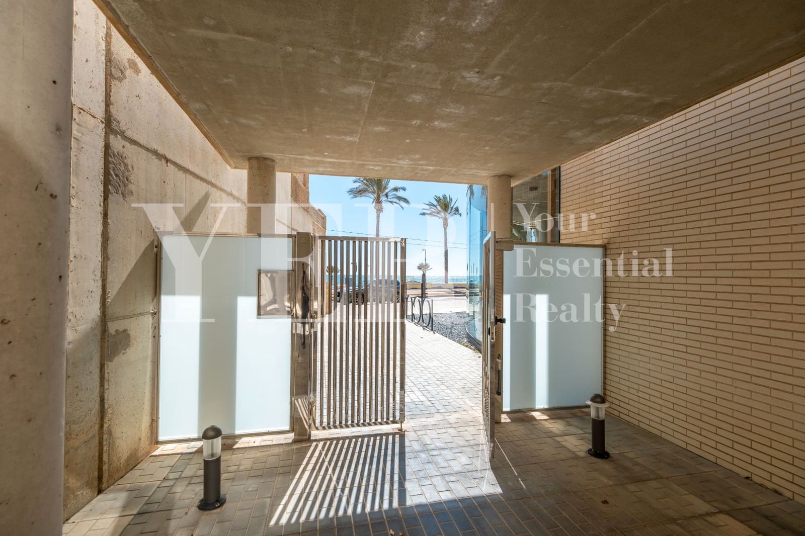 3 soveværelse Lejlighed til salg i El Campello med swimmingpool garage - € 499.000 (Ref: 8916870)