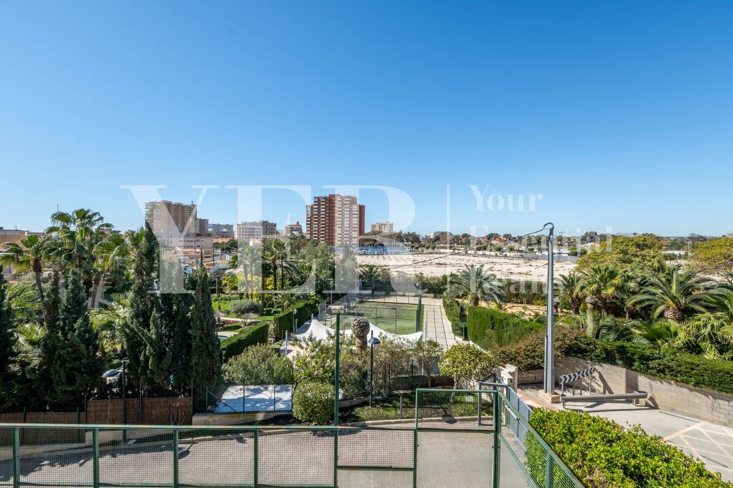 3 soverom Leilighet til salgs i Playa de Muchavista med svømmebasseng garasje - € 499 000 (Ref: 8916870)