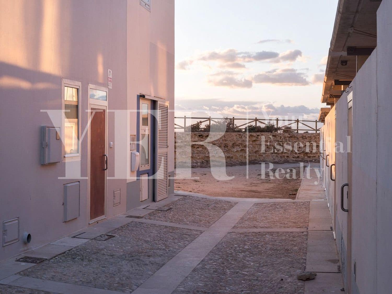 4 Zimmer Haus zu verkaufen in Alicante / Alacant Stadt mit Garage - 580.000 € (Ref: 8920810)