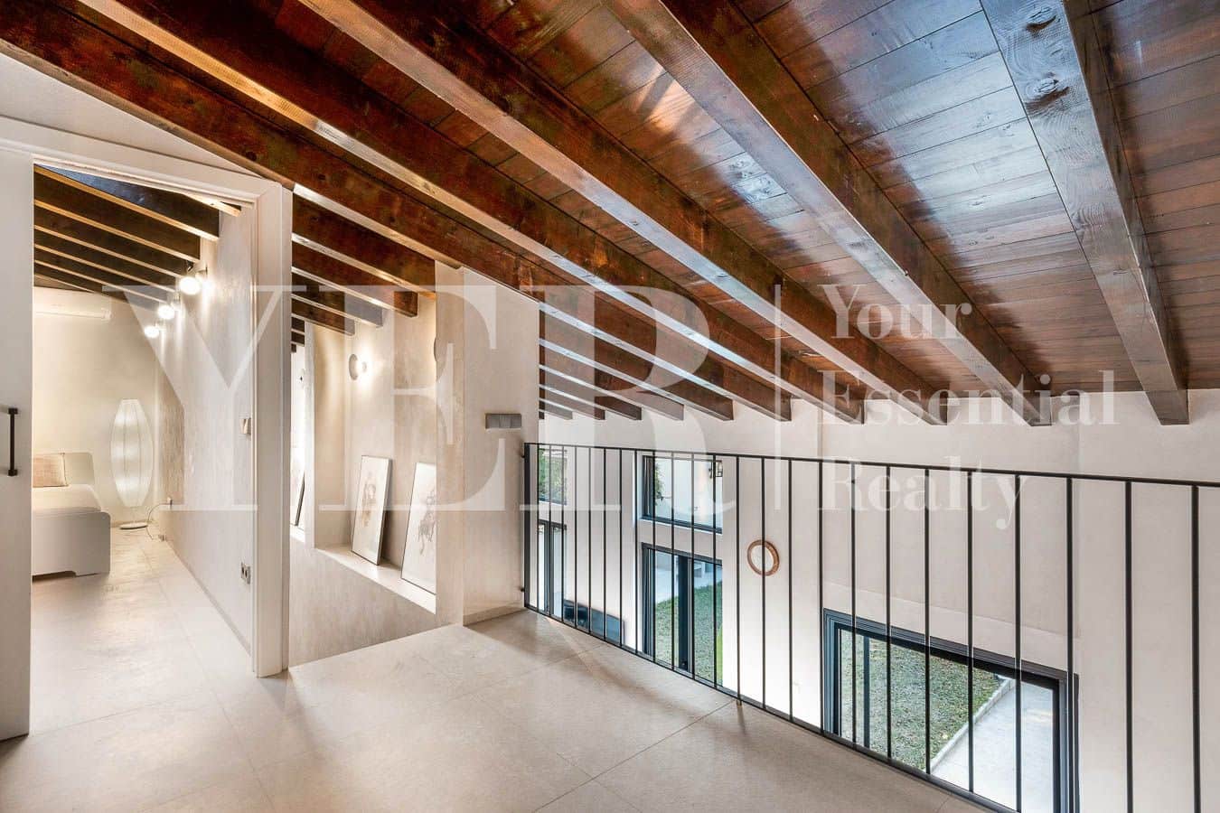 2 bedroom Villa for sale in Alicante / Alacant city - € 850,000 (Ref: 8960631)