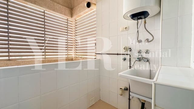 4 makuuhuone Asunto myytävänä paikassa Playa de San Juan, Alicante kaupunki mukana uima-altaan 
autotalli - 395 000 € (Ref: 8993282)