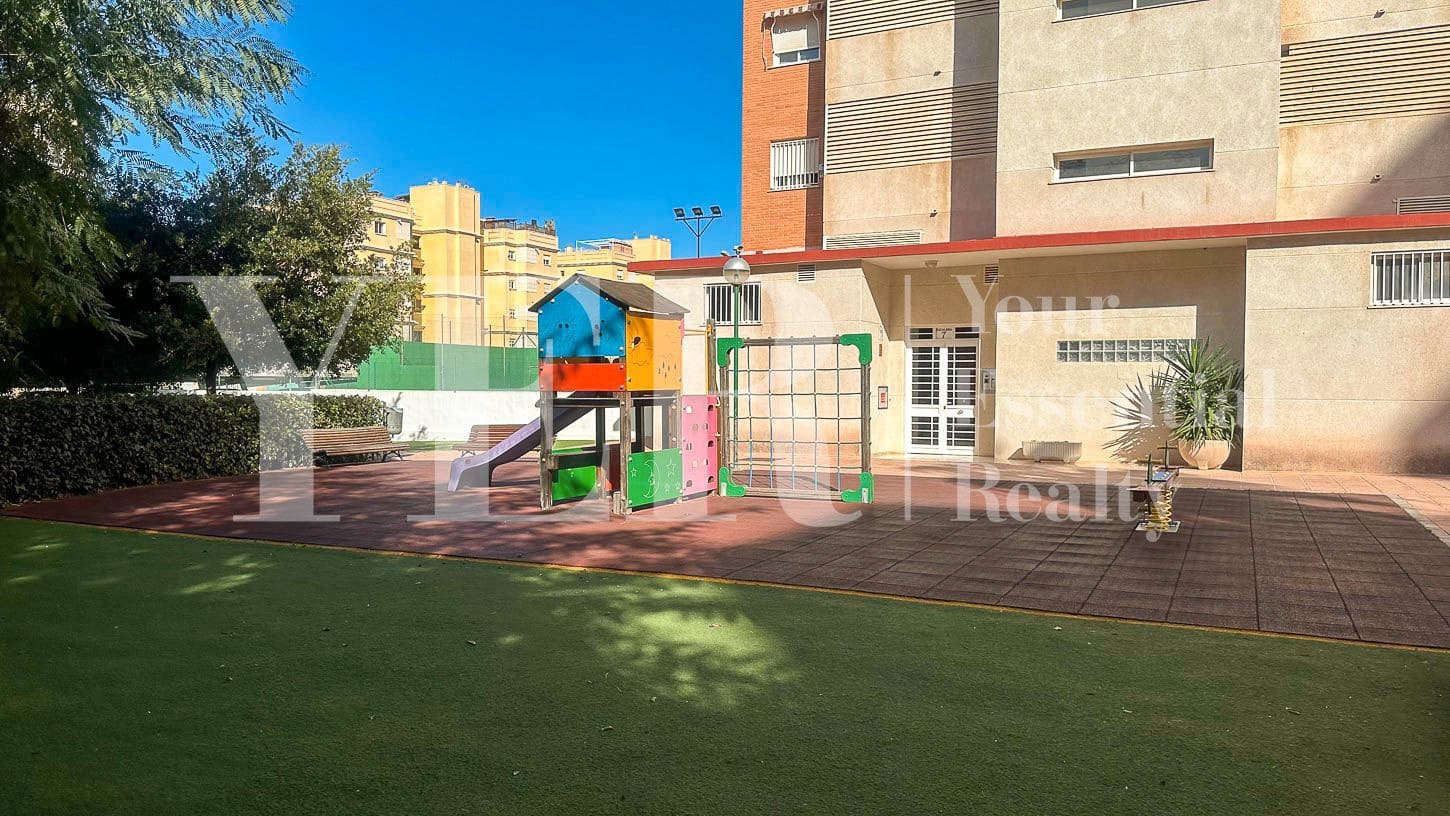 4 camera da letto Appartamento in vendita in Alicante citta con piscina garage - 395.000 € (Rif: 8993282)