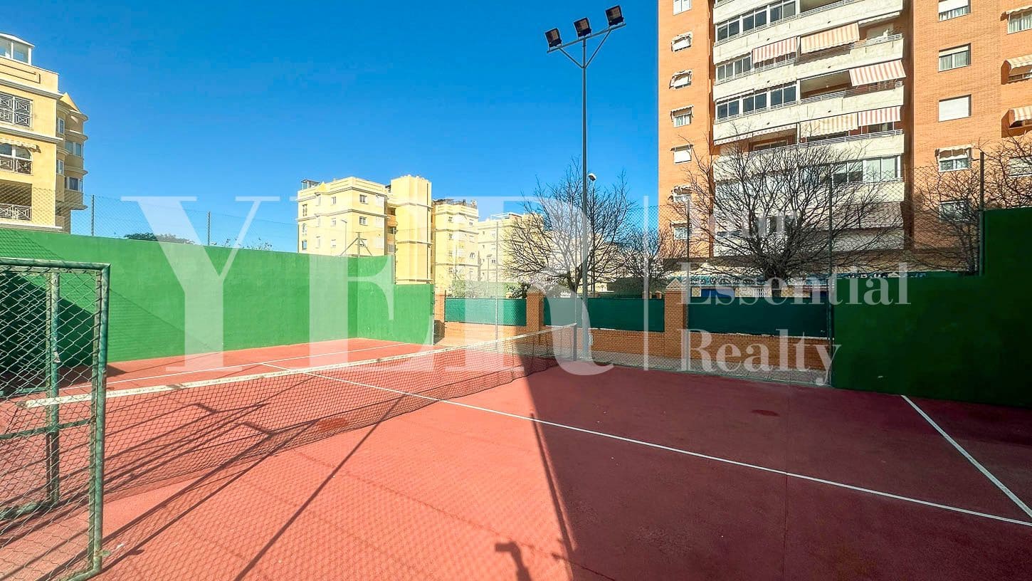 4 camera da letto Appartamento in vendita in Alicante citta con piscina garage - 395.000 € (Rif: 8993282)