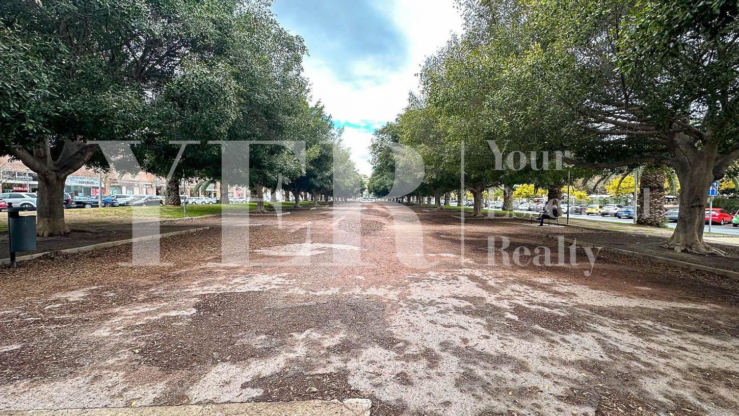 4 camera da letto Appartamento in vendita in Alicante citta con piscina garage - 395.000 € (Rif: 8993282)