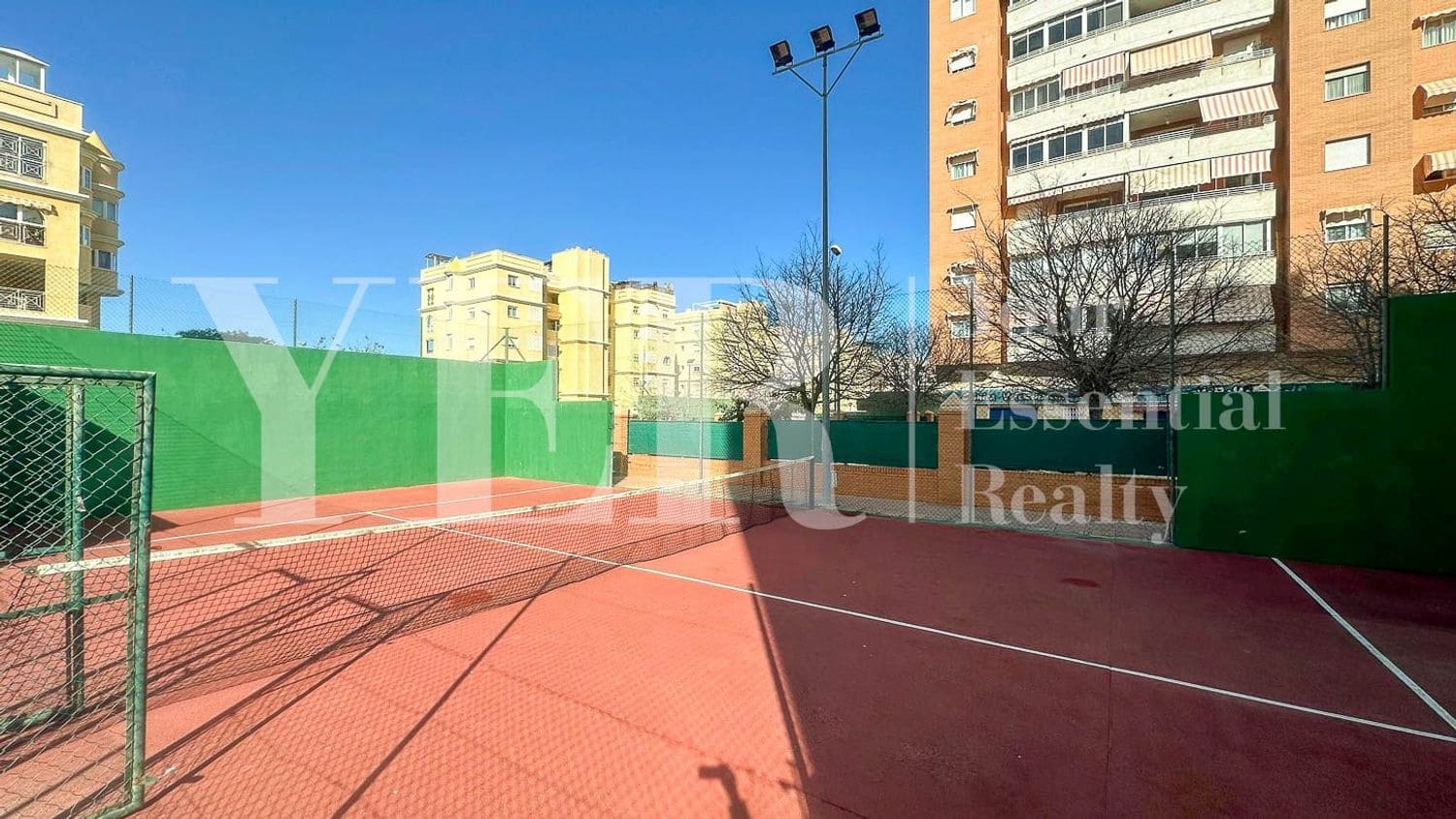 4 sovrum Lägenhet till salu i Playa de San Juan med pool garage - 395 000 € (Ref: 8993282)