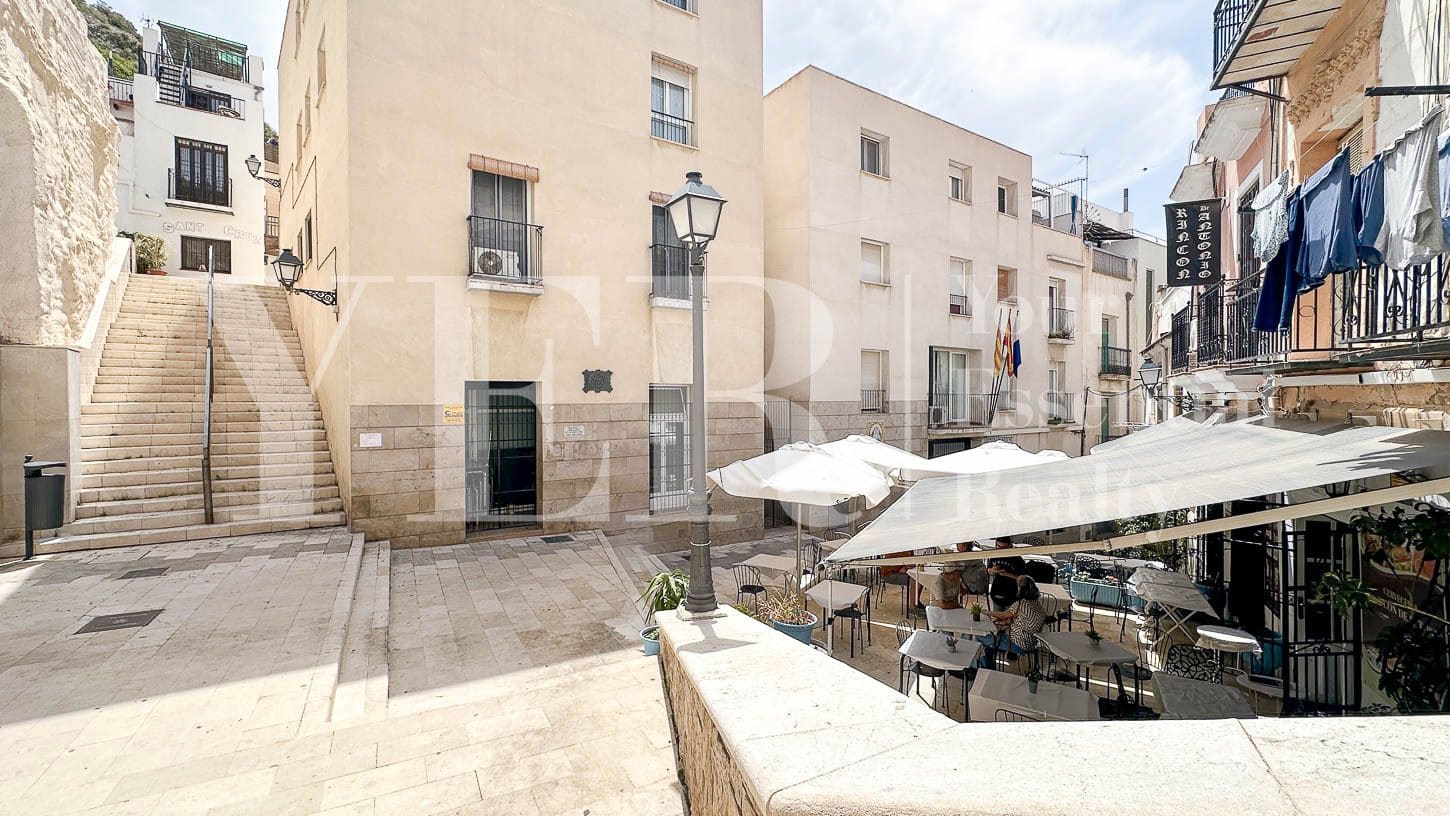 Studio til salg i Alicante by - € 215.000 (Ref: 8997733)